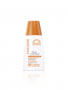 SUN CONTROL Radiant Glow Fluid SPF 50 Shaka Shaka - face